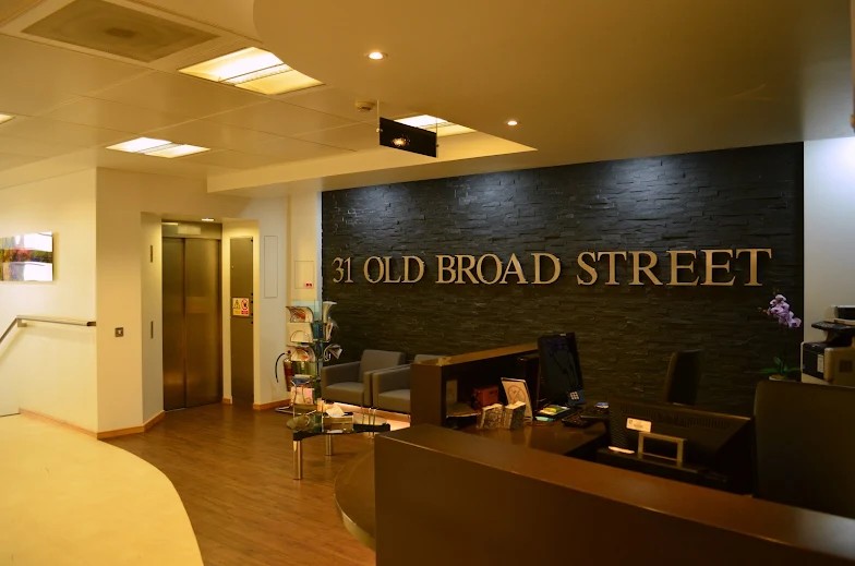 Dr Pranab Sinha | Consultant Hip and Knee Surgeon in London